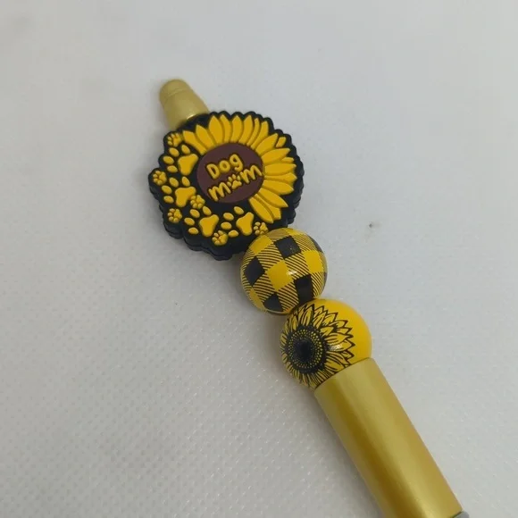 1 Dog Mom Custom Pen - Orange - Picture 4 of 6